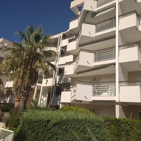 Saint-raphael Acquarine Cove * Saint-Raphael (Var)